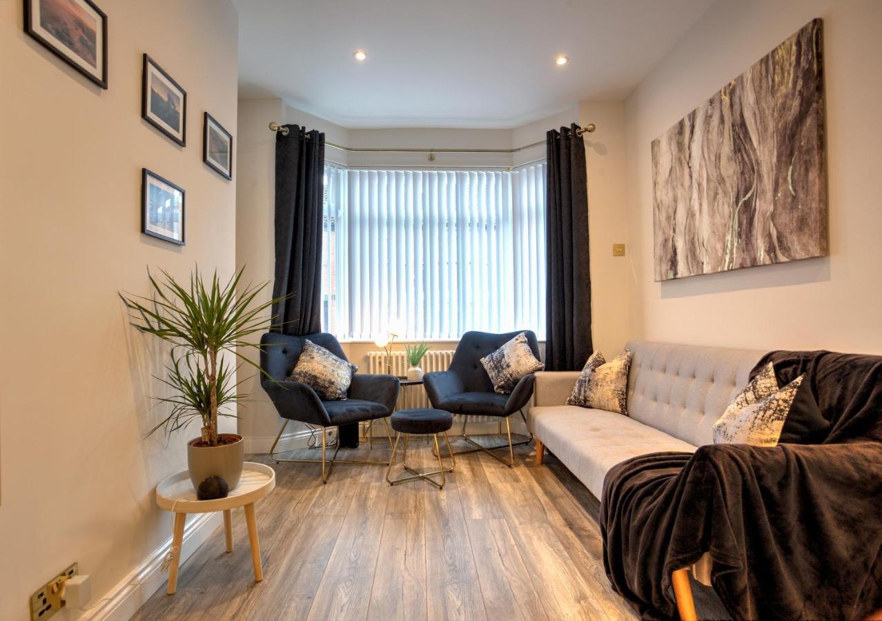 The Belfast Boutique Central Cozy Sleeps7 (Adults Only) 外观 照片