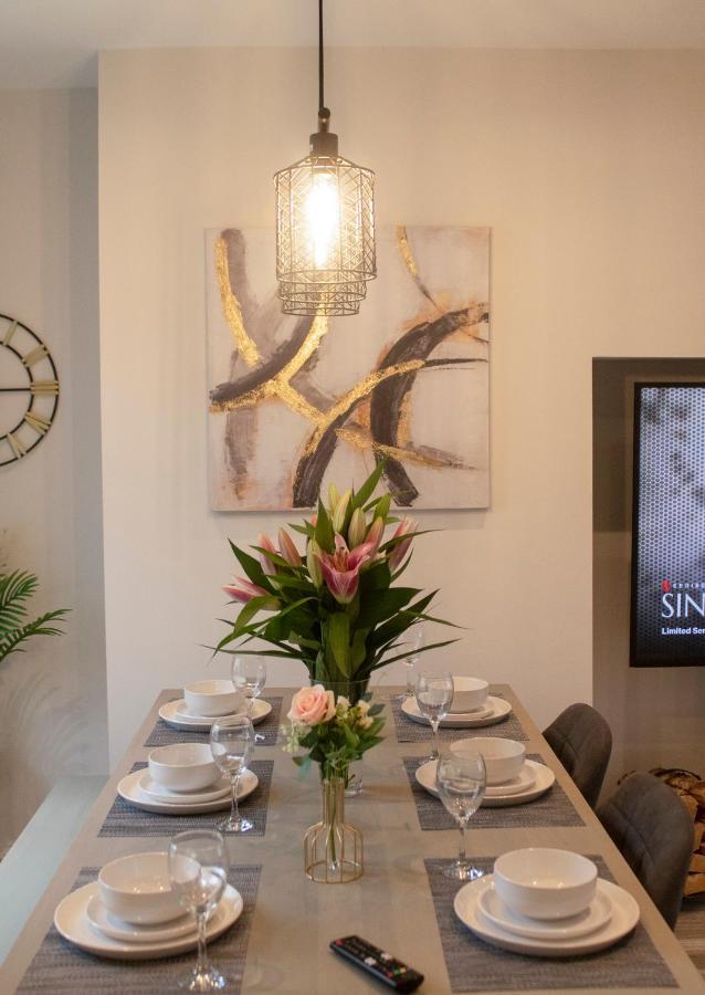 The Belfast Boutique Central Cozy Sleeps7 (Adults Only) 外观 照片