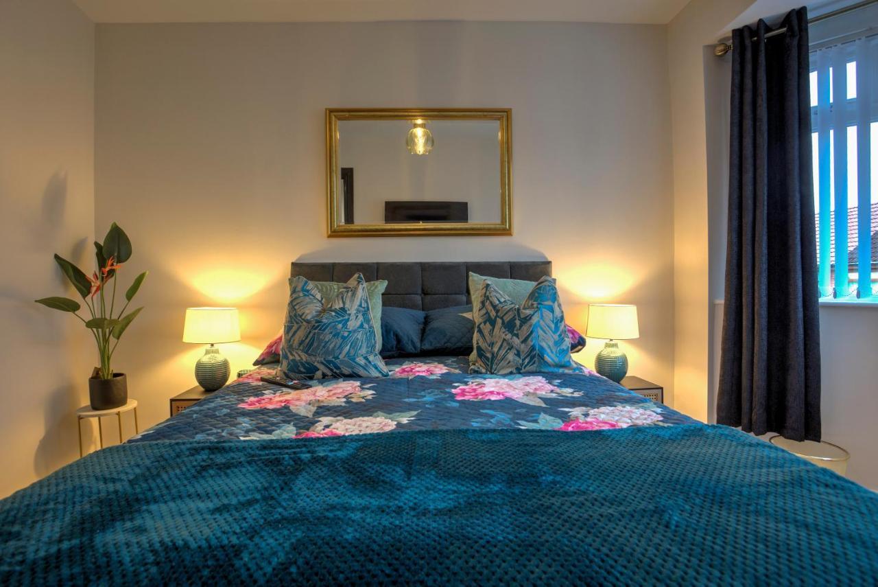 The Belfast Boutique Central Cozy Sleeps7 (Adults Only) 外观 照片